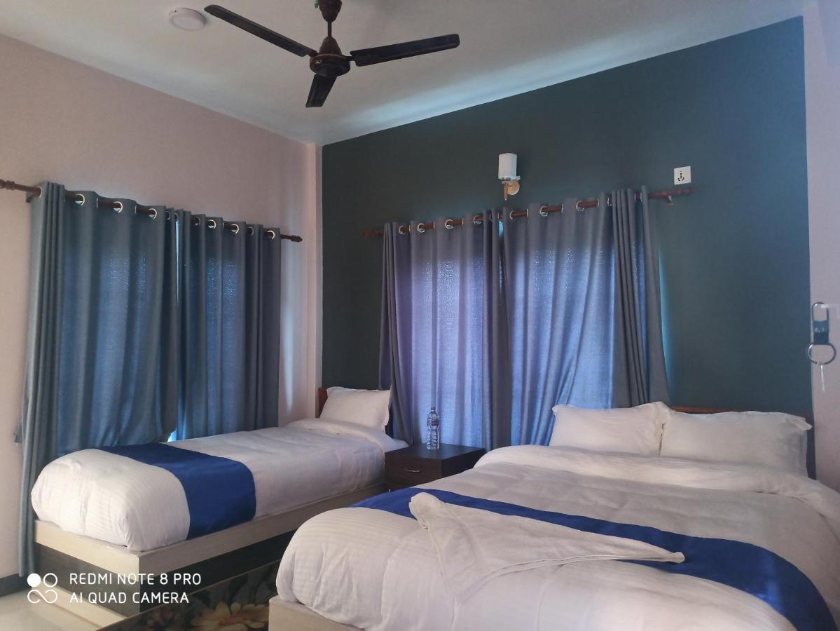 Hotel Namo Buddha Sauraha Exterior foto